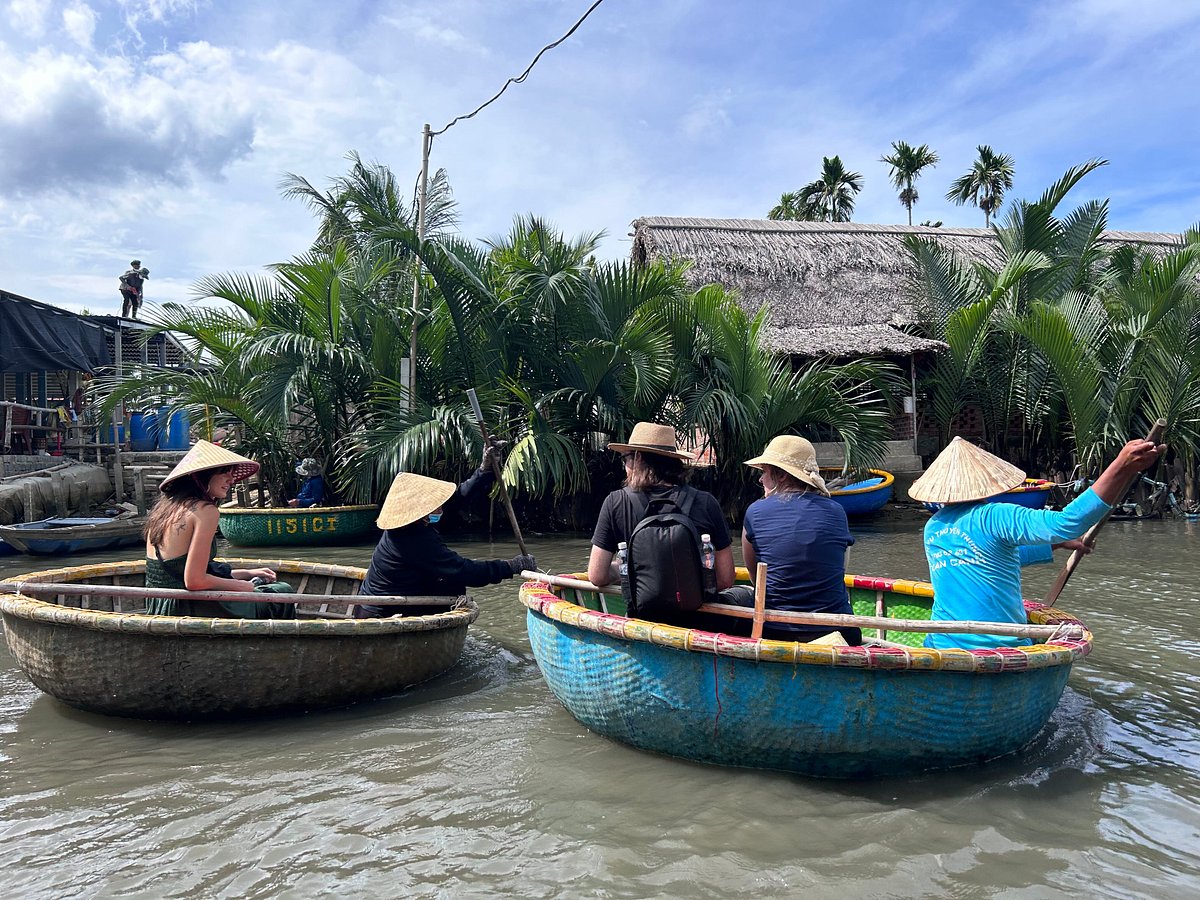 The Eco Tour In Hoi An - Bay Mau cooking class and Padding basket boat experience