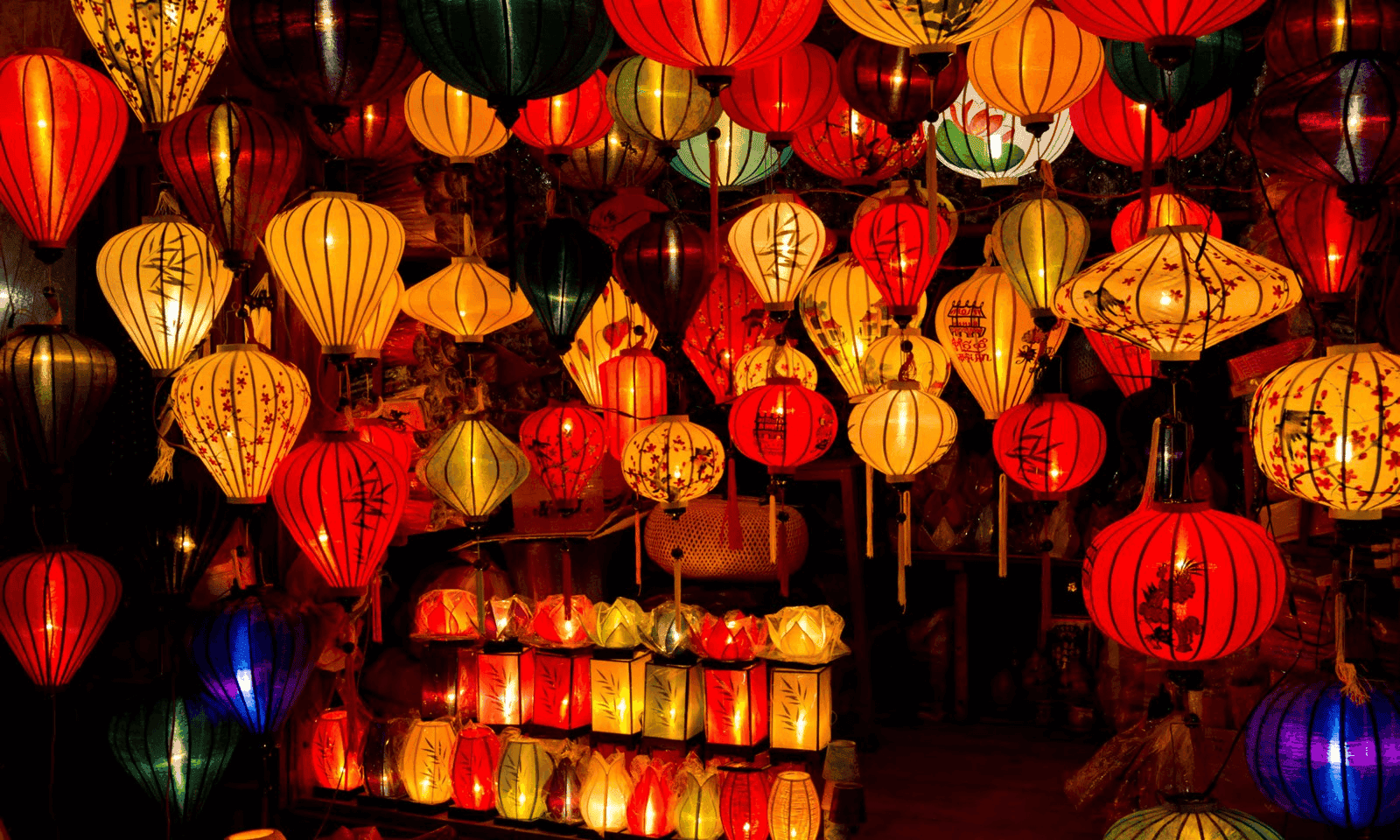 Making Your Own Hoi An Souvenirs: A Guide to Crafting And Join The Lantern Class