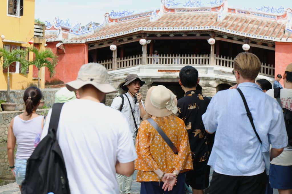 walking tour 1